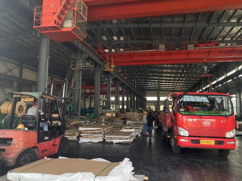 Wuxi Hai Lang Metal Product Co.,Ltd manufacturer production line